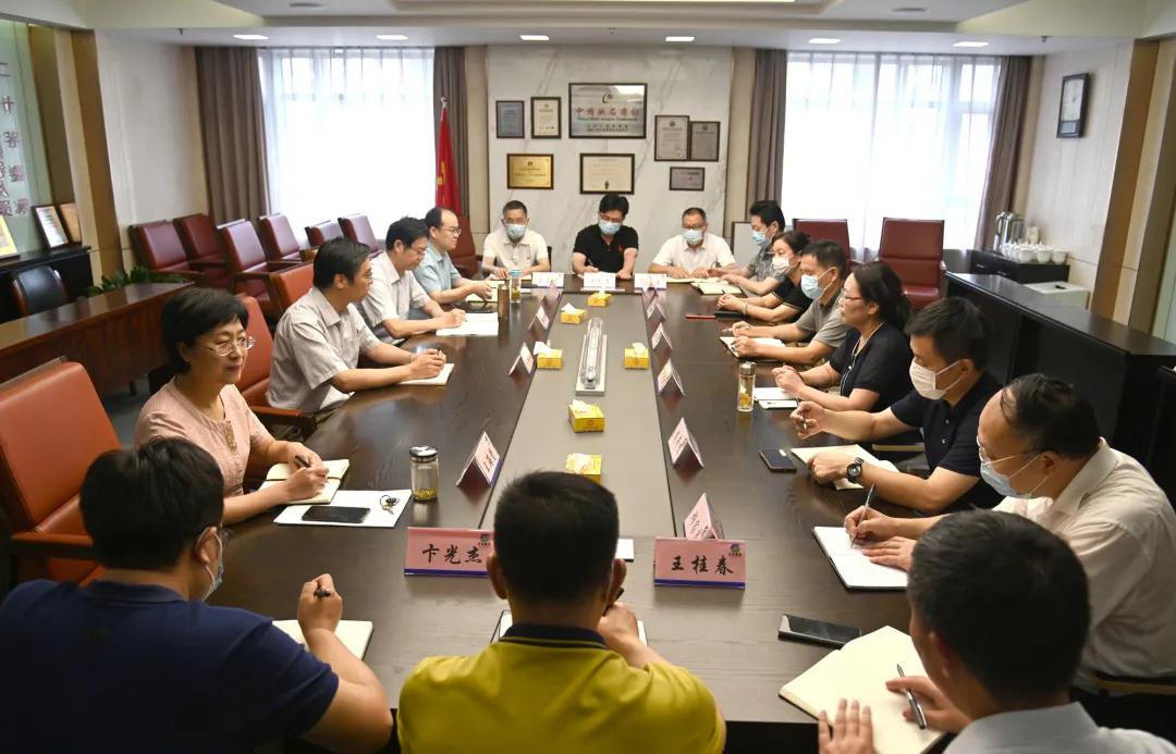 “赛场选马”激活一池春水 “选贤任能”迸发干事激情——德彩网集团党委深化改革全面推行干部公开选任机制 “赛场选马”激活一池春水 “选贤任能”迸发干事激情——德彩网集团党委深化改革全面推行干部公开选任机制